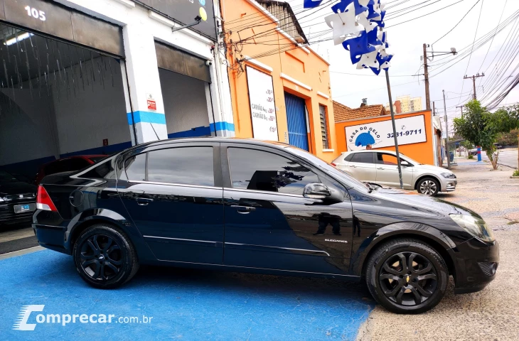 VECTRA 2.0 MPFI Elegance 8V