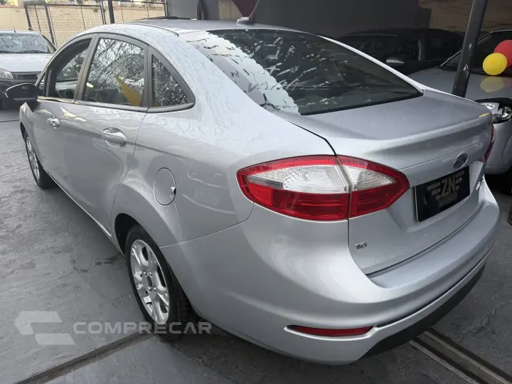 FIESTA 1.6 SE SEDAN 16V FLEX 4P POWERSHIFT