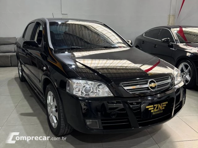 ASTRA HATCH - 2.0 MPFI ADVANTAGE 8V 4P MANUAL