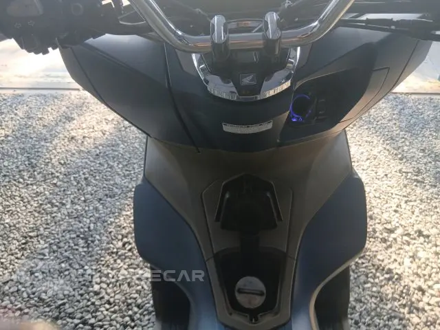 PCX DLX - SCOOTER