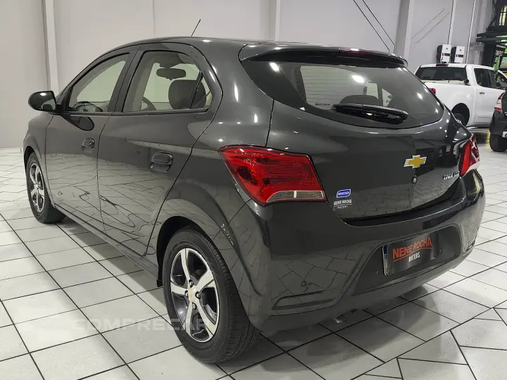 ONIX 1.4 MPFI LTZ 8V