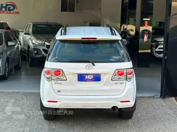 HILUX SW4 4X2SR