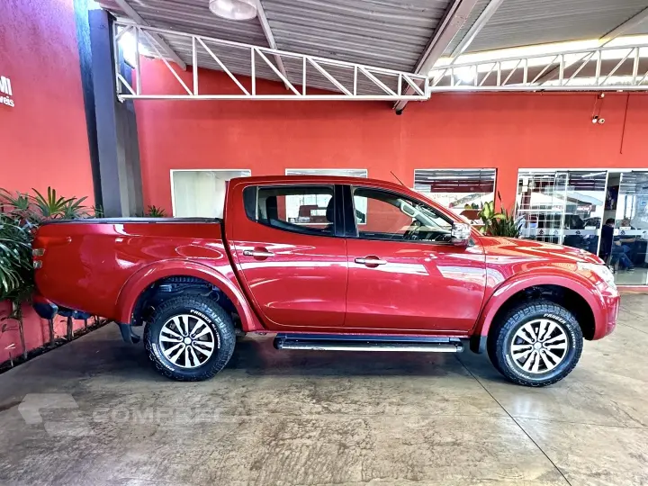 L200 TRITON 2.4 16V TURBO DIESEL SPORT HPE TOP CD 4P 4X4 AUT