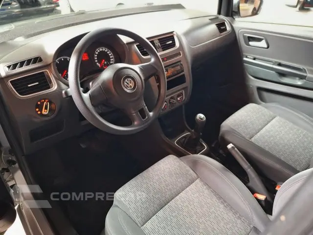 FOX - 1.6 MI 8V 4P MANUAL
