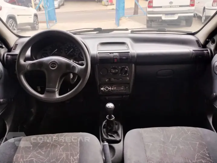 Corsa Sedan 1.6 4P SUPER