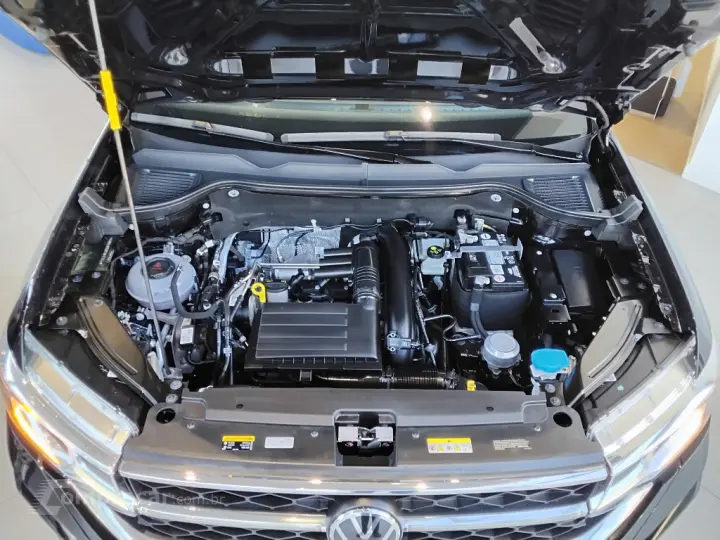 TAOS 1.4 250 TSI TOTAL FLEX HIGHLINE AUTOMÁTICO