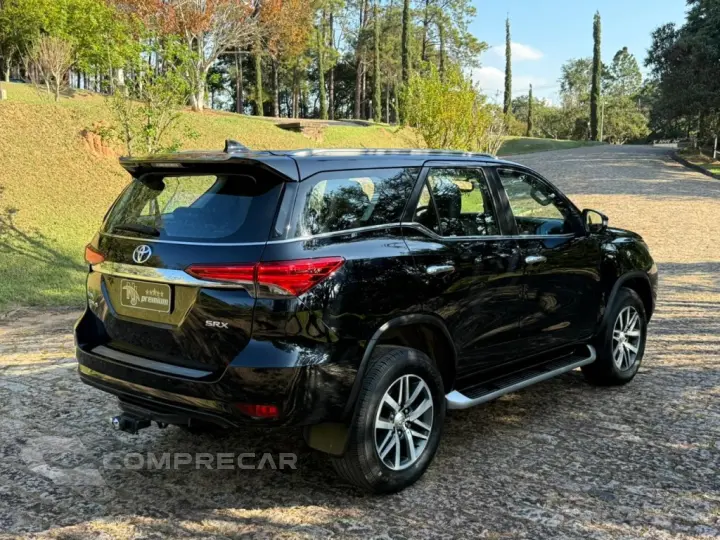 HILUX SW4 2.8 SRX 4X4 7 LUGARES 16V TURBO INTERCOOLER DIESEL