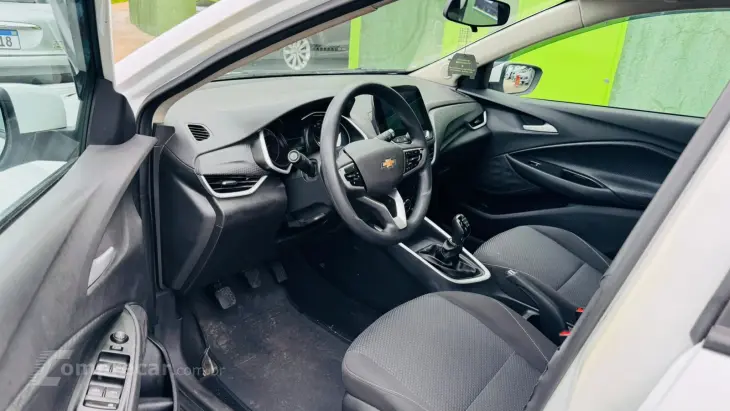 ONIX 1.0 Turbo Plus LT