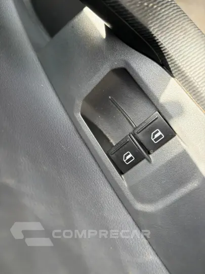 Polo Track 1.0 Flex 12V 5p