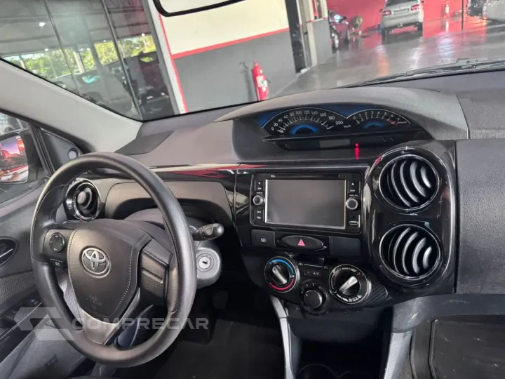 Etios Cross 1.5 16V 4P