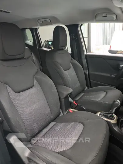 Renegade 1.8 4x2 Flex 16V Aut.