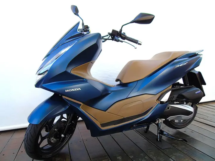 HONDA PCX 160 DLX ABS