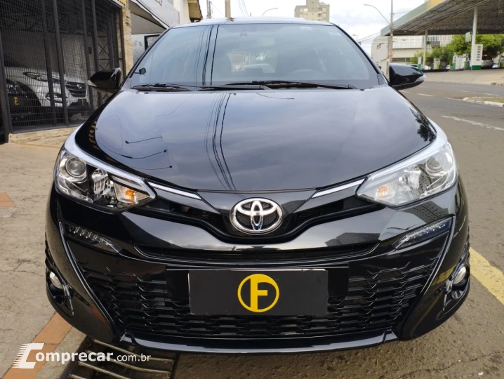 Yaris Hatch 1.5 16V 4P FLEX XLS CONNECT MULTIDRIVE AUTOMÁTIC