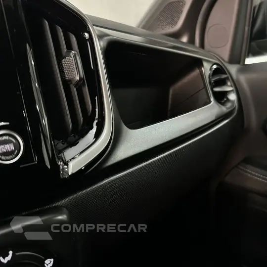 Strada Volcano 1.3 Flex 8V CD Aut.