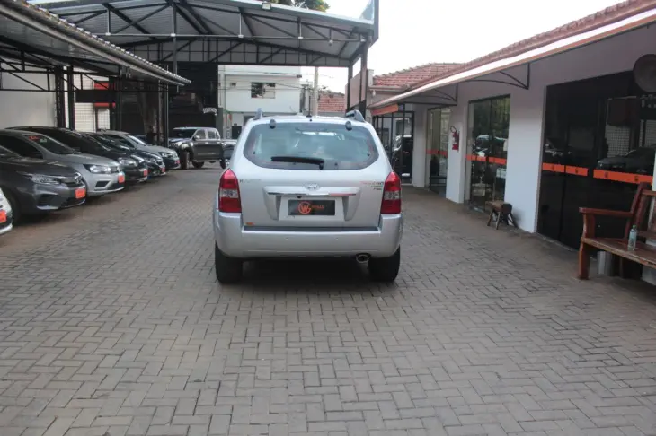 Tucson 2.0 16V 4P GLS AUTOMÁTICO