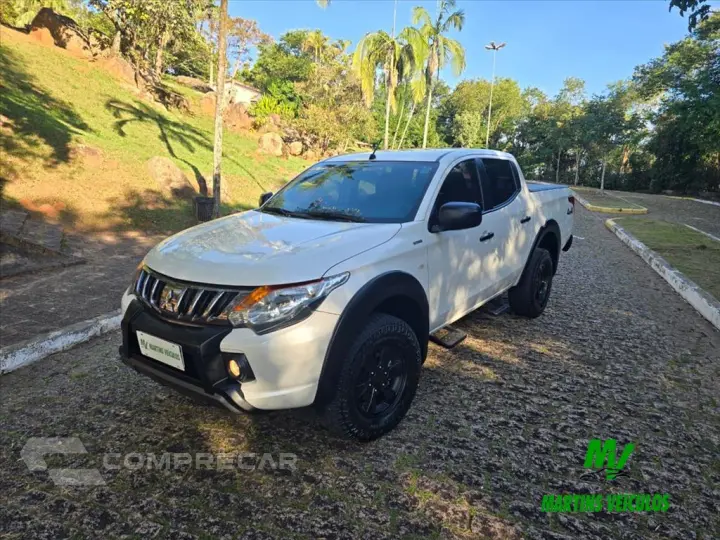 L200 TRITON 2.4 16V TURBO DIESEL OUTDOOR GLS CD 4