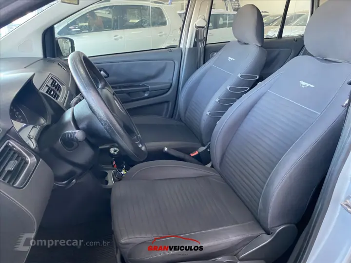 CROSSFOX 1.6 MI FLEX 8V 4P MANUAL