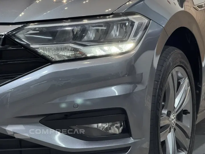 JETTA 1.4 250 TSI TOTAL FLEX R-LINE TIPTRONIC