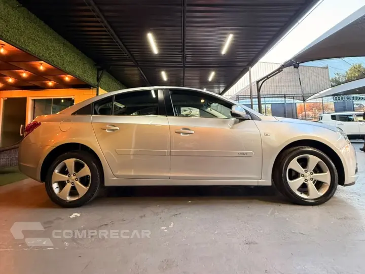 CRUZE 1.8 LT 16V FLEX 4P AUTOMÁTICO