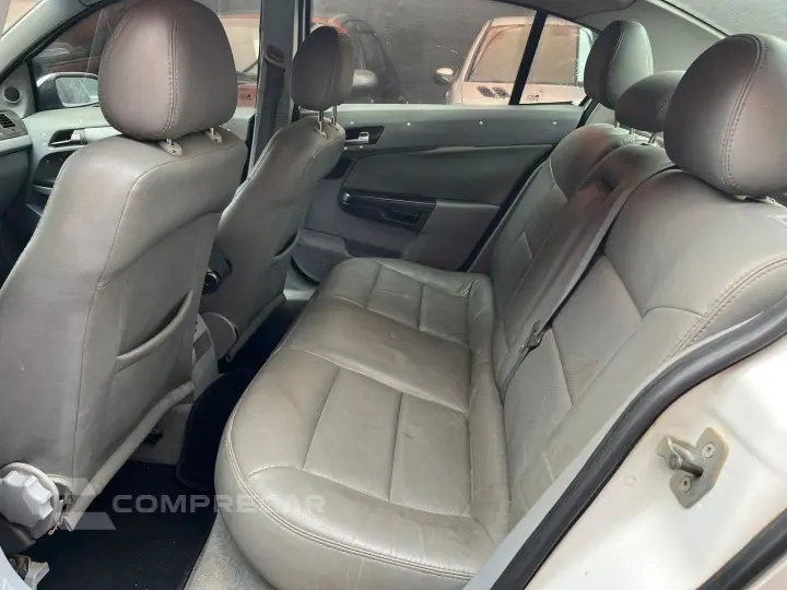 VECTRA 2.0 MPFI Elegance 8V