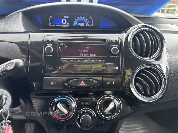 ETIOS 1.5 XS 16V FLEX 4P MANUAL
