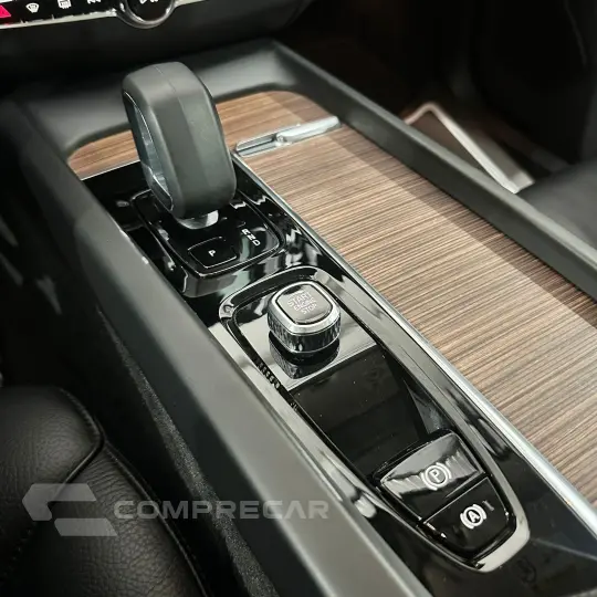 XC 60 T-8 Plus 2.0 AWD (Híbrido)