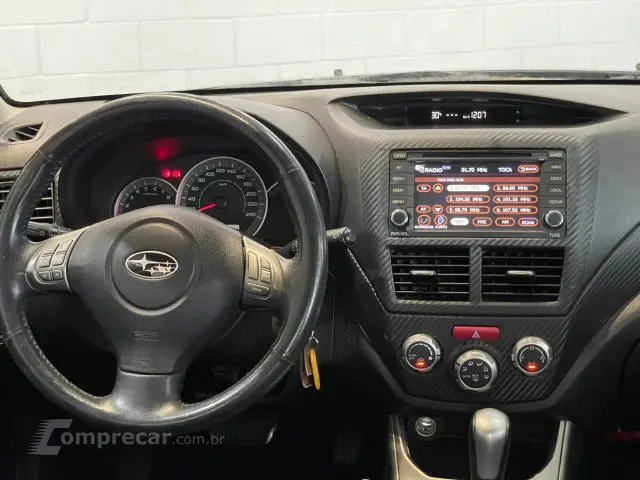 IMPREZA - 2.0 4X2 16V 4P AUTOMÁTICO