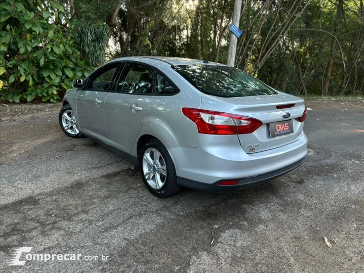 FOCUS 2.0 SE 16V FLEX 4P POWERSHIFT