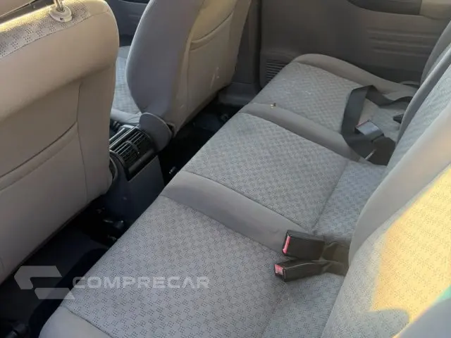 ZAFIRA - 2.0 MPFI EXPRESSION 8V 4P AUTOMÁTICO