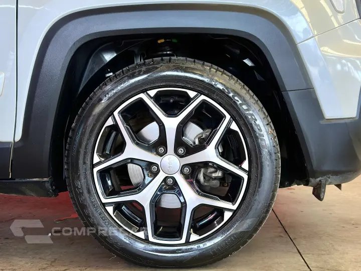 RENEGADE 1.3 T270 TURBO FLEX SAHARA AT6