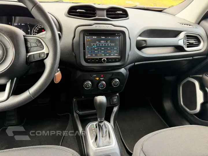 Renegade 1.8 16V Flex 4P Automático