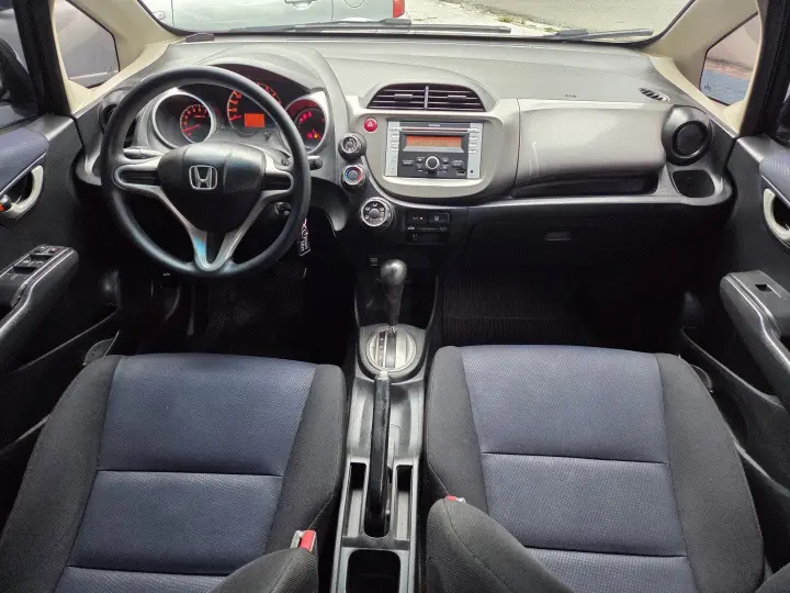 FIT 1.4 LX 16V FLEX 4P AUTOMÁTICO