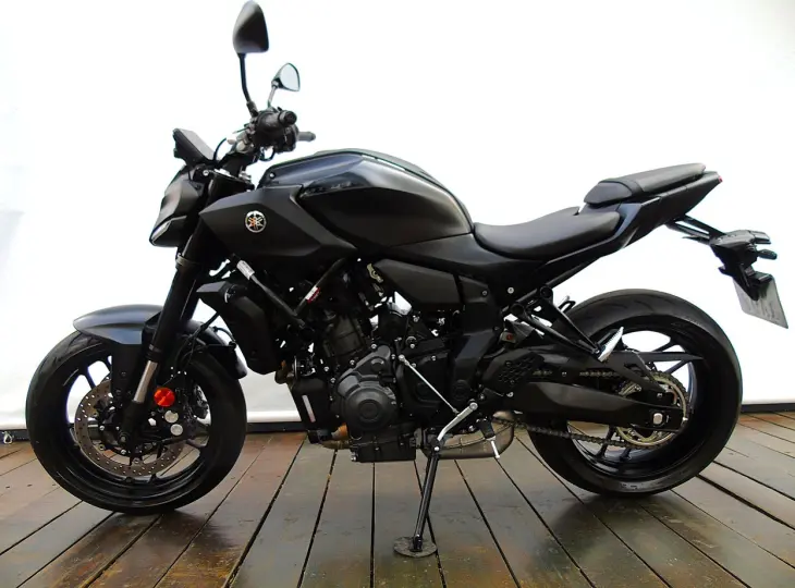 YAMAHA MT-07 CONNECTED ABS