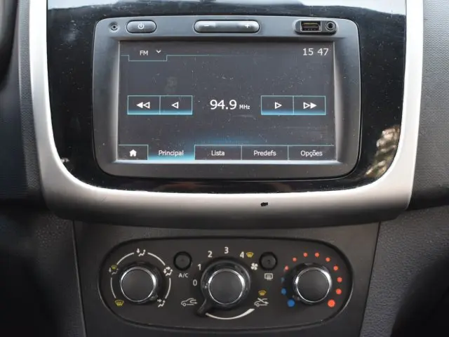 SANDERO - 1.0 12V SCE EXPRESSION 4P MANUAL