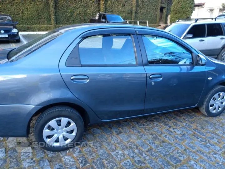 ETIOS 1.5 X SEDAN 16V FLEX 4P MANUAL
