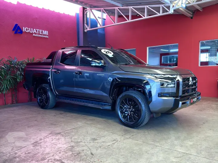 TRITON 2.4 BITURBO DIESEL CD KATANA 4X4 AUTOMÁTICO