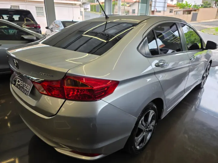 CITY 1.5 EXL Sedan 16V