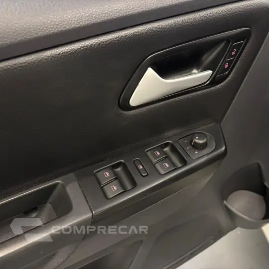 Fox Rock in Rio 1.6 Mi Total Flex 8V 5p