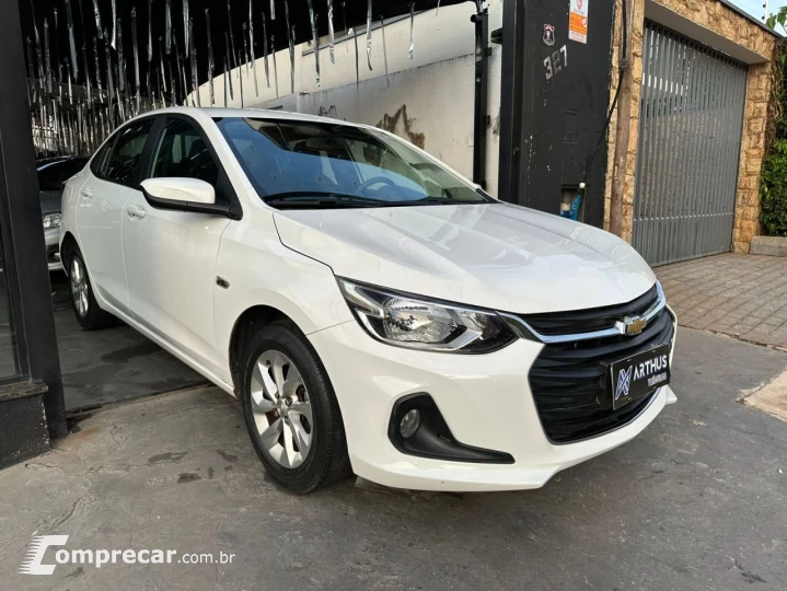 ONIX SEDAN Plus LT 1.0 12V TB Flex Mec.