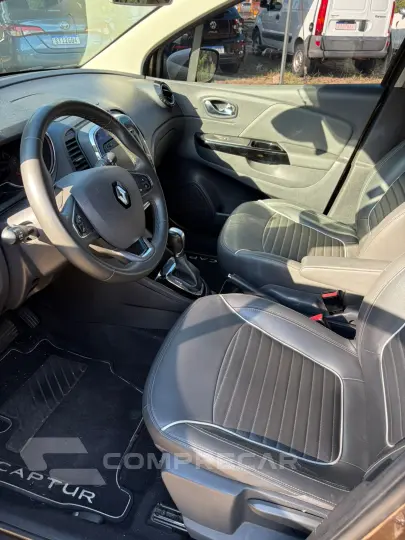 CAPTUR 2.0 16V Intense