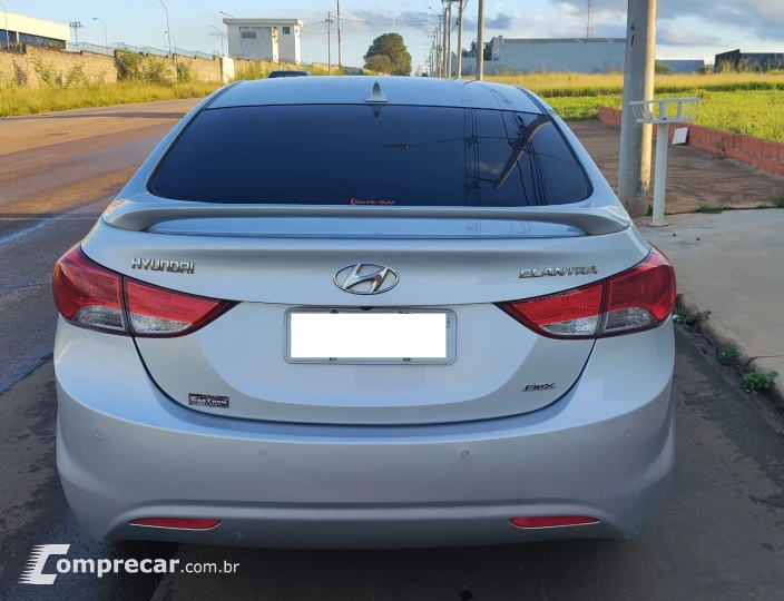 ELANTRA 2.0 16V