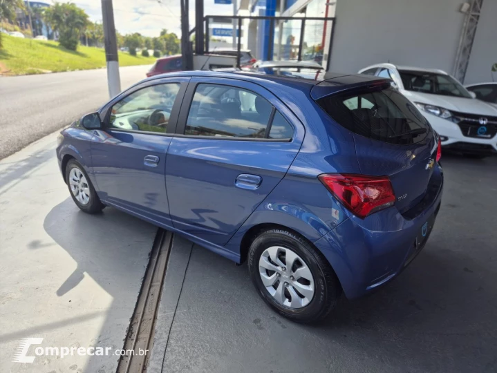 ONIX HATCH LT 1.0 8V FlexPower 5p Mec.