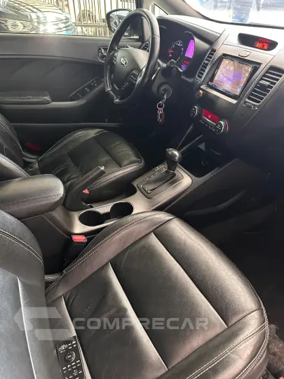 CERATO 1.6 E.213 Sedan 16V