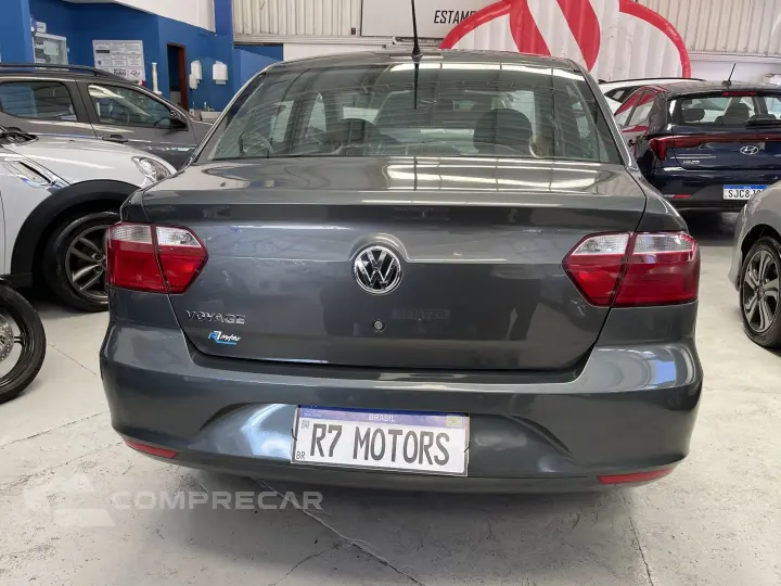 VOYAGE 1.0 MI 8V FLEX 4P MANUAL