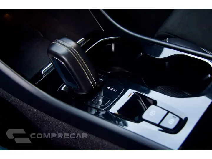 XC40 1.5 T5 RECHARGE R-DESIGN GEARTRONIC