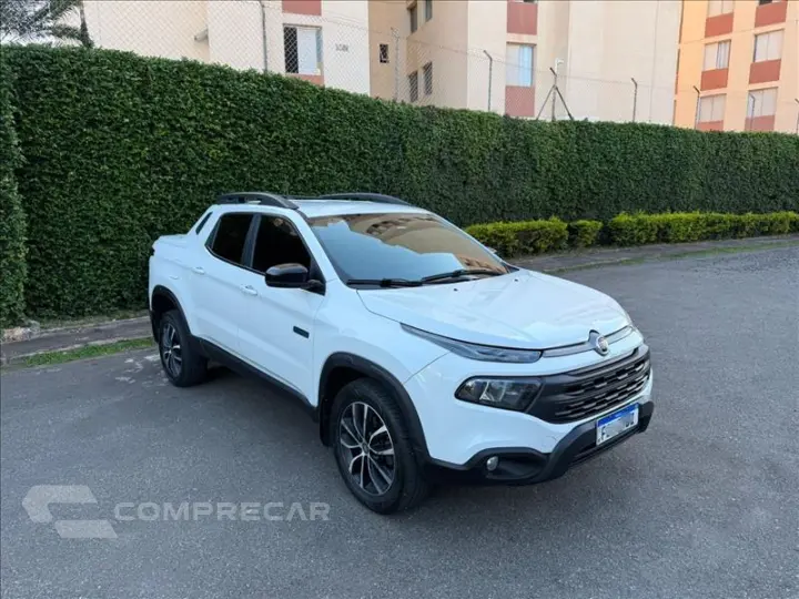 TORO 2.0 16V Turbo Ultra 4WD