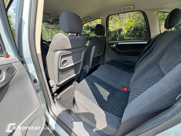 MERIVA 1.8 MPFI Premium 8V