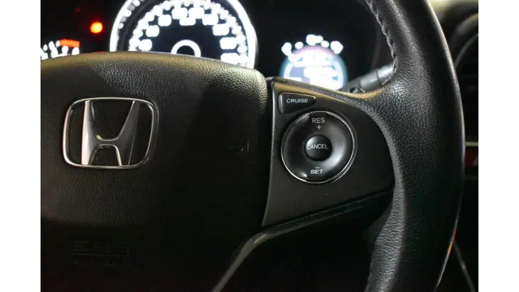 HR-V - 1.8 16V TOURING 4P AUTOMÁTICO