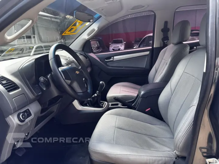 S10 2.4 FLEX ADVANTAGE CABINE DUPLA