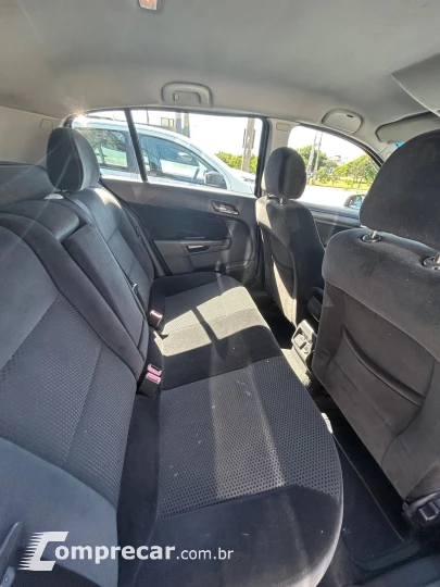 Vectra GT-X 2.0 MPFI 8V FlexPower Aut.